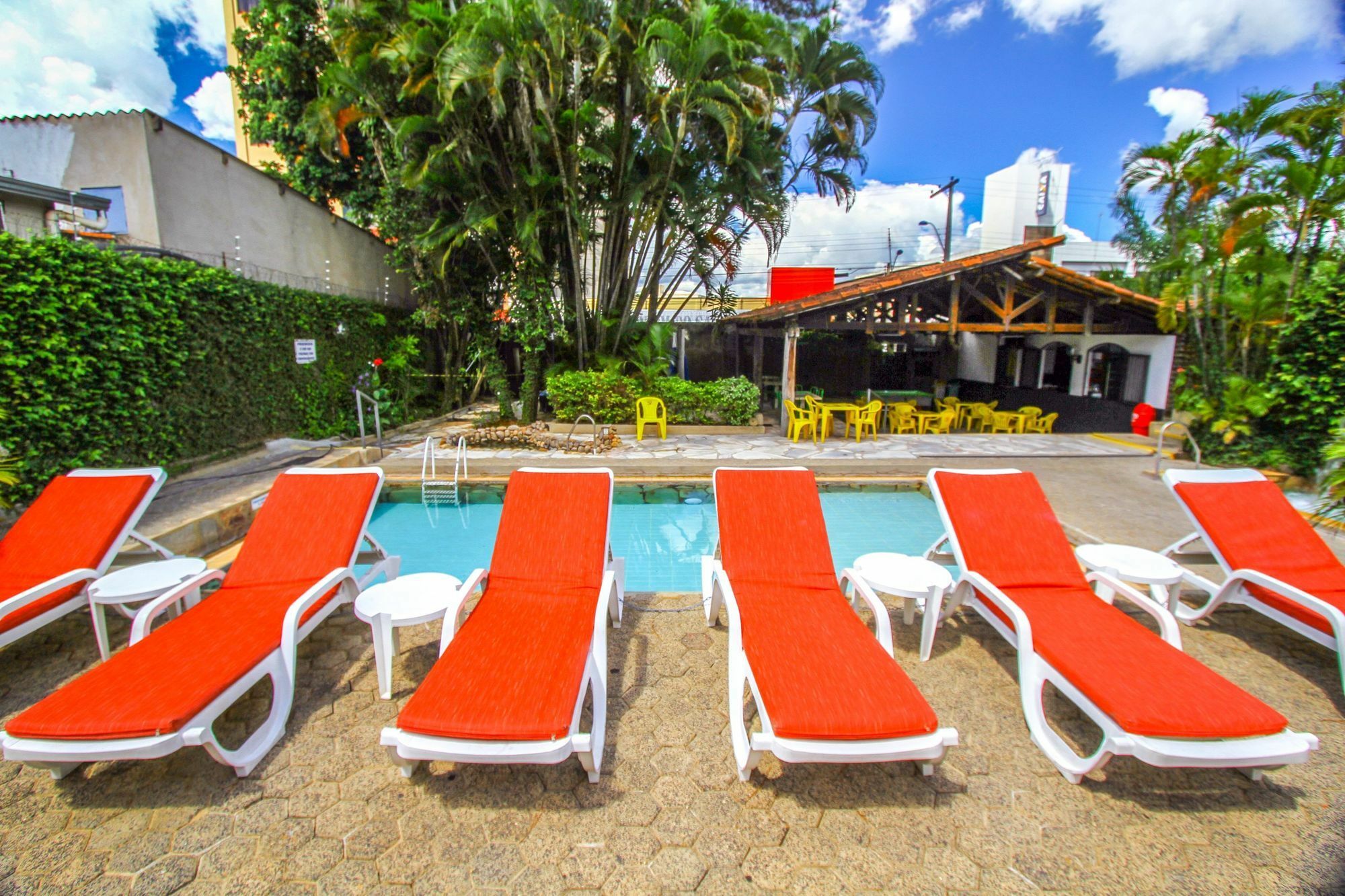 Spazzio Diroma - Caldas 3*